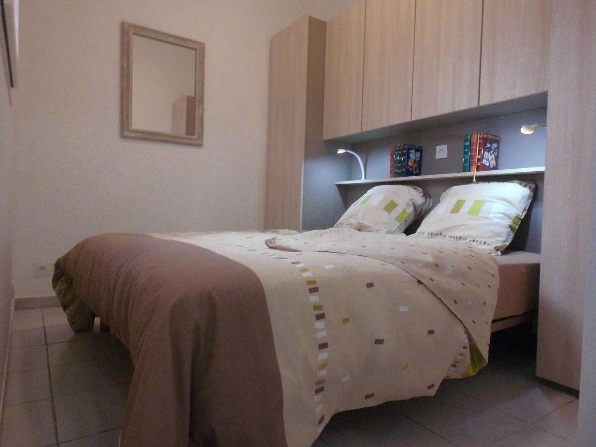 Ferienwohnung Rue De Corfou Les Grenadines Sainte-Marie Exterior foto
